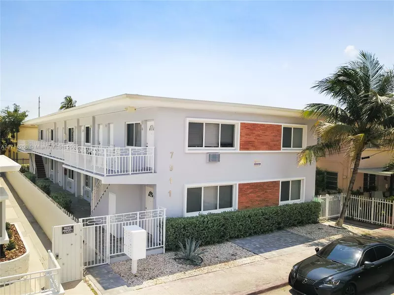 7911 Abbott Ave #4, Miami Beach, FL 33141