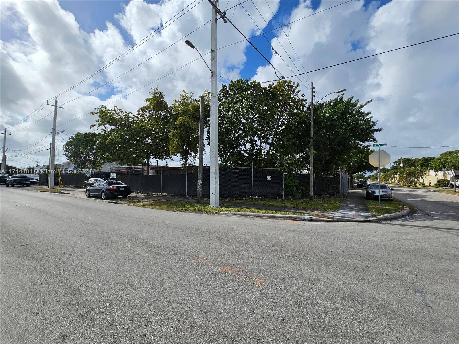 West Park, FL 33023,2110 SW 58th Ave