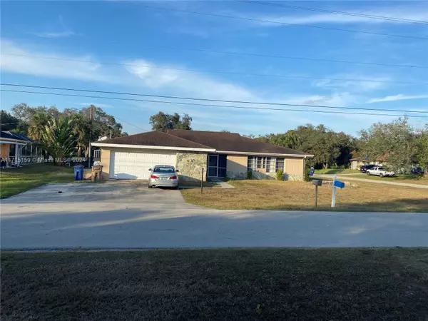 Lehigh Acres, FL 33972,3107 E 6 ST