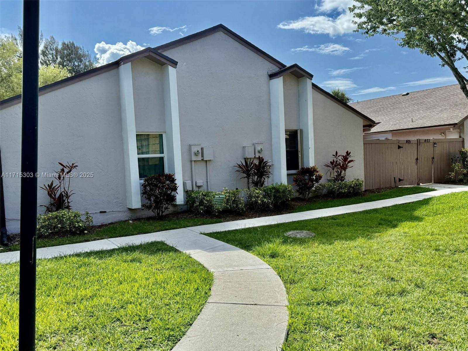 151 NW 115th Ave #405, Plantation, FL 33325