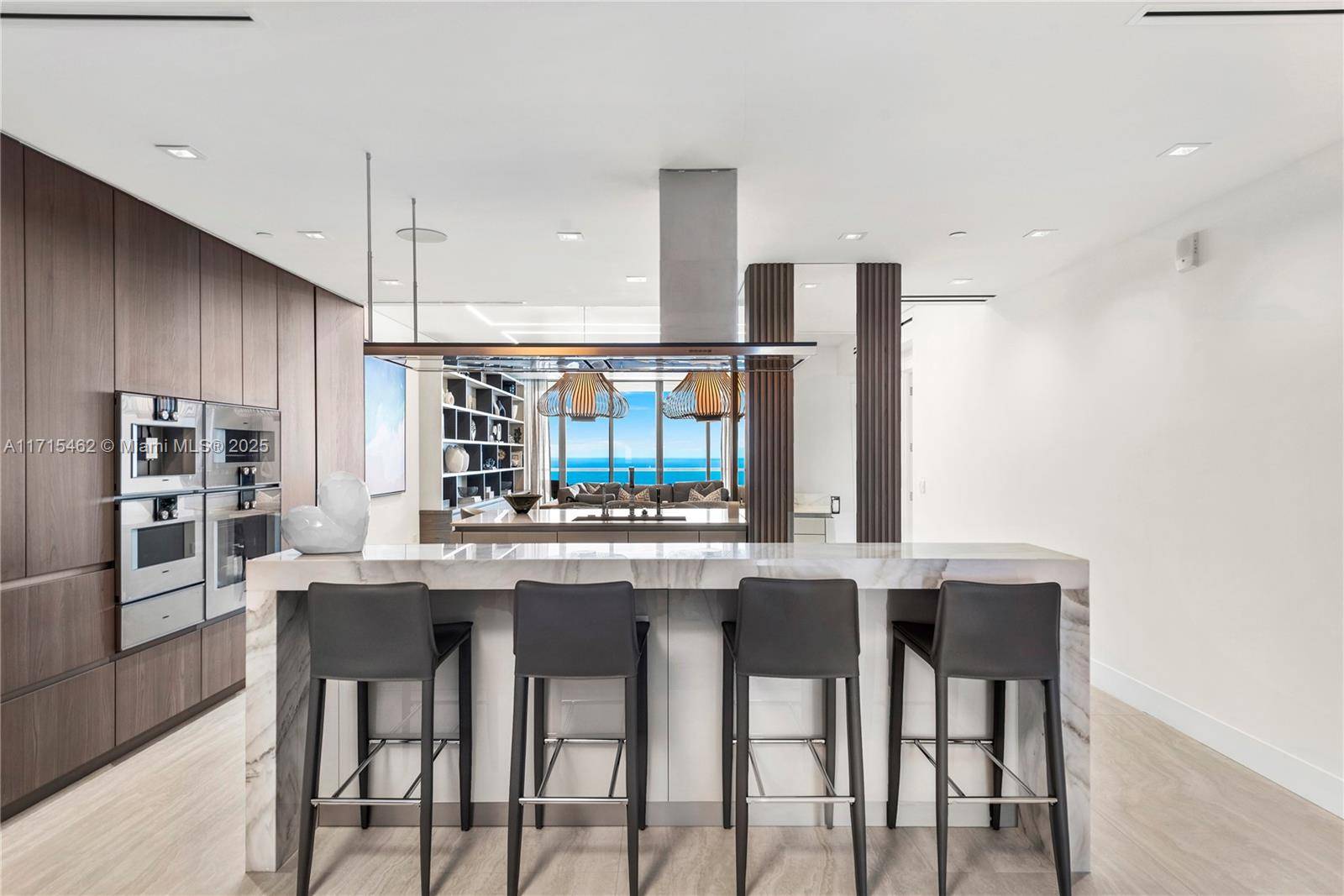 Sunny Isles Beach, FL 33160,18501 Collins Ave #3503