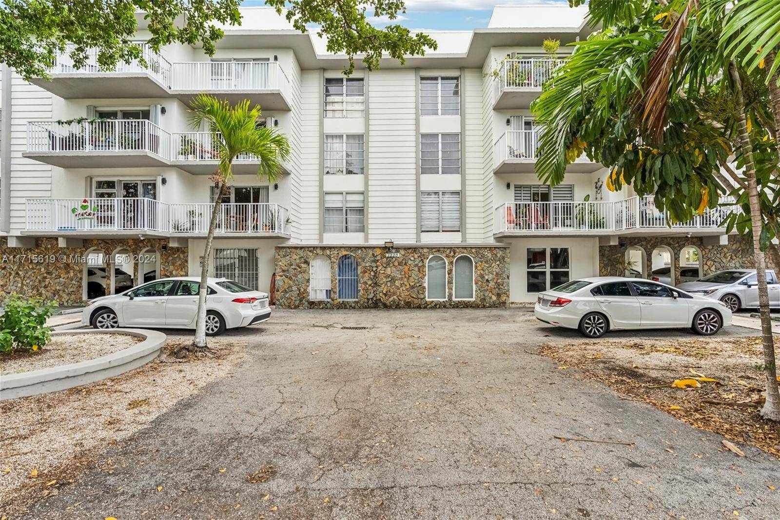 1220 71st St #46, Miami Beach, FL 33141