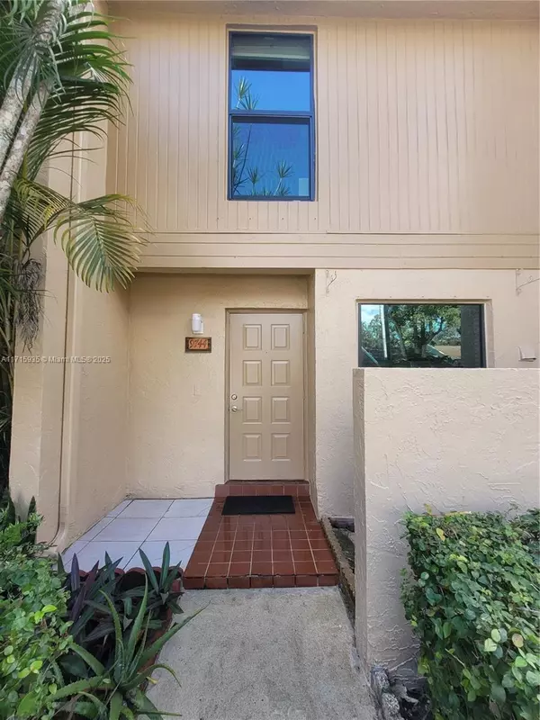 9744 NW 15th ST #303,  Pembroke Pines,  FL 33024
