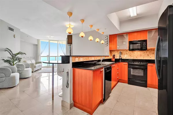 Sunny Isles Beach, FL 33160,16699 Collins Ave #2405