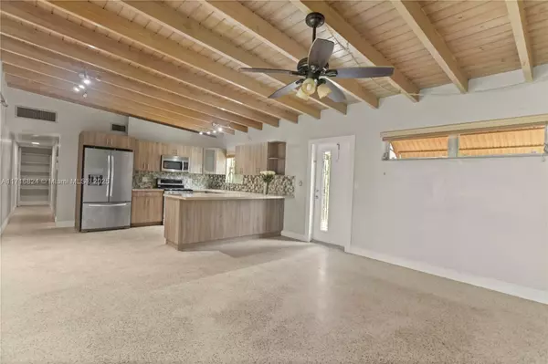 Fort Lauderdale, FL 33312,3302 SW 15th Ct