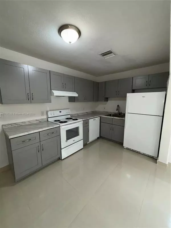 Miami, FL 33147,9538 Little River Blvd #9538