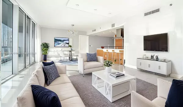 Miami, FL 33131,495 Brickell Ave #2301