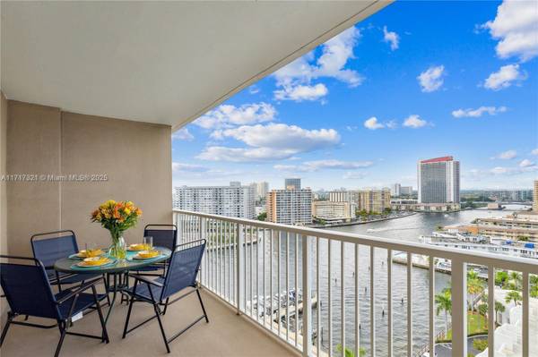 1965 S Ocean Dr #14J, Hallandale Beach, FL 33009