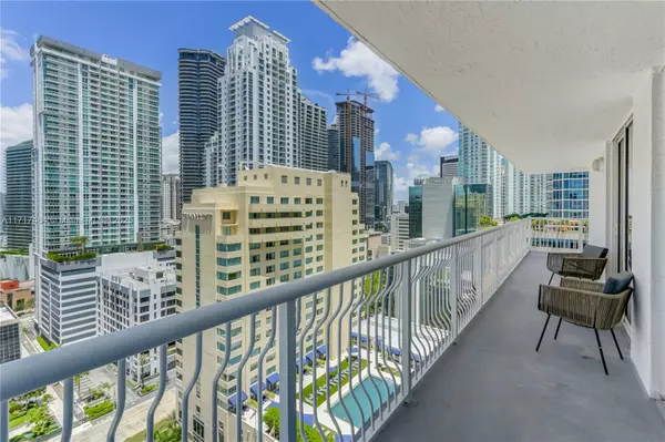 Miami, FL 33131,1200 Brickell Bay Dr #2424