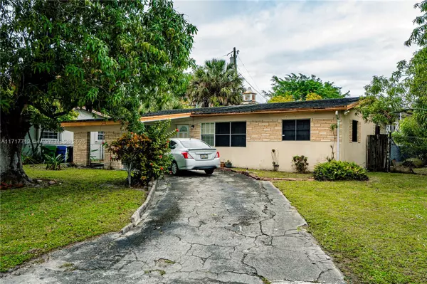 2741 SW 2nd Ct, Fort Lauderdale, FL 33312