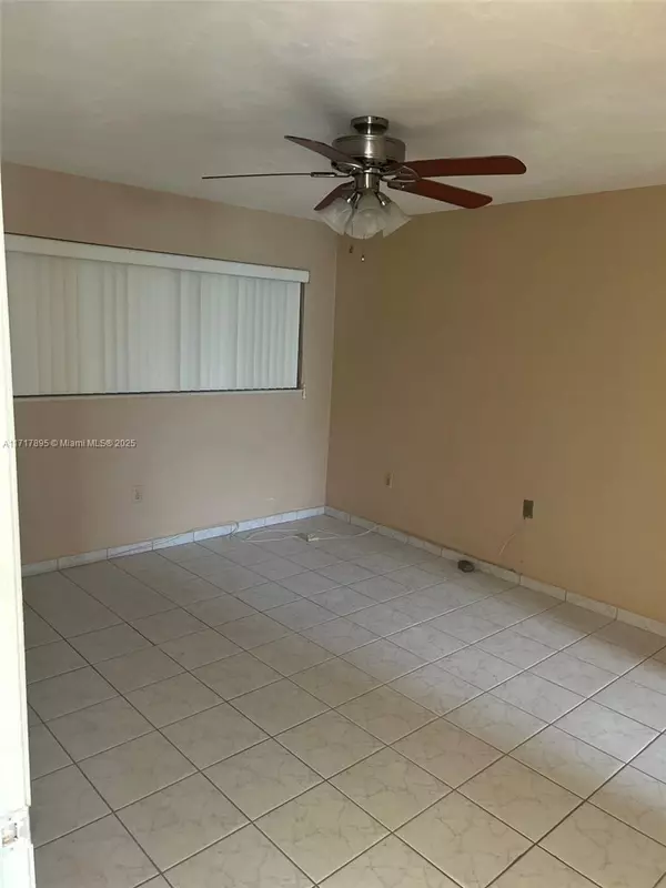 Miramar, FL 33023,6720 Arbor Dr #109