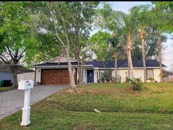 4644 SW Carib St, Port St. Lucie, FL 34953