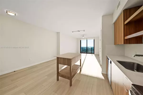 Fort Lauderdale, FL 33304,555 NE 8th St #1308