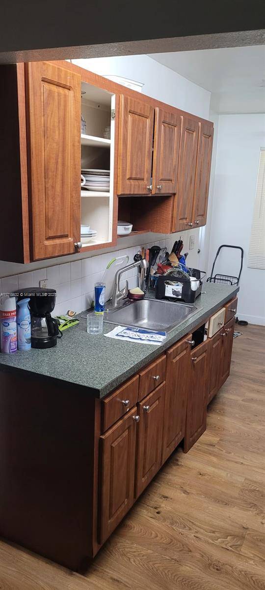 Hallandale Beach, FL 33009,1100 NE 1st Ct #320
