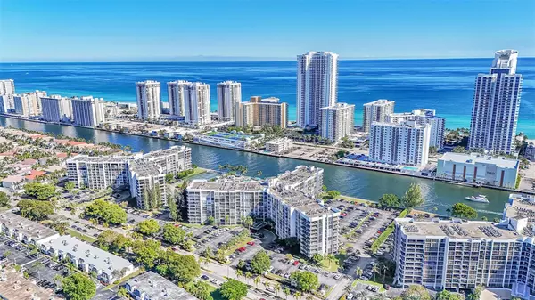 Hallandale Beach, FL 33009,800 Parkview Dr #1001