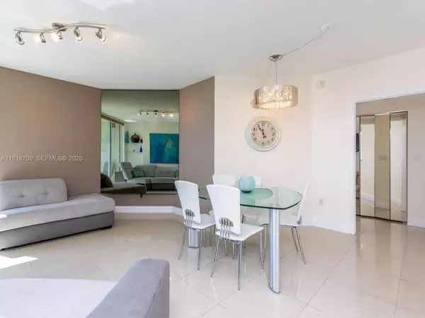 Sunny Isles Beach, FL 33160,16699 Collins Ave #1709