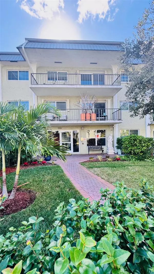 Wilton Manors, FL 33334,3004 NE 5th Ter #101-C