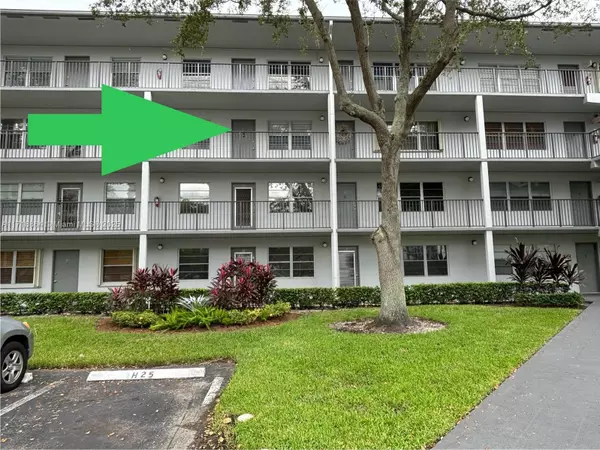 251 SW 132nd Way #314H, Pembroke Pines, FL 33027