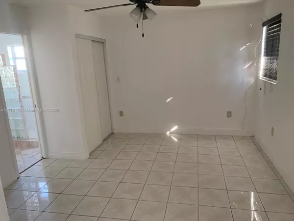 Cutler Bay, FL 33189,10431 SW 207th St