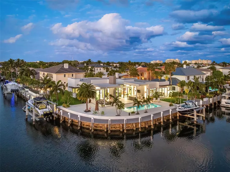 3701 NE 26th Ave, Lighthouse Point, FL 33064