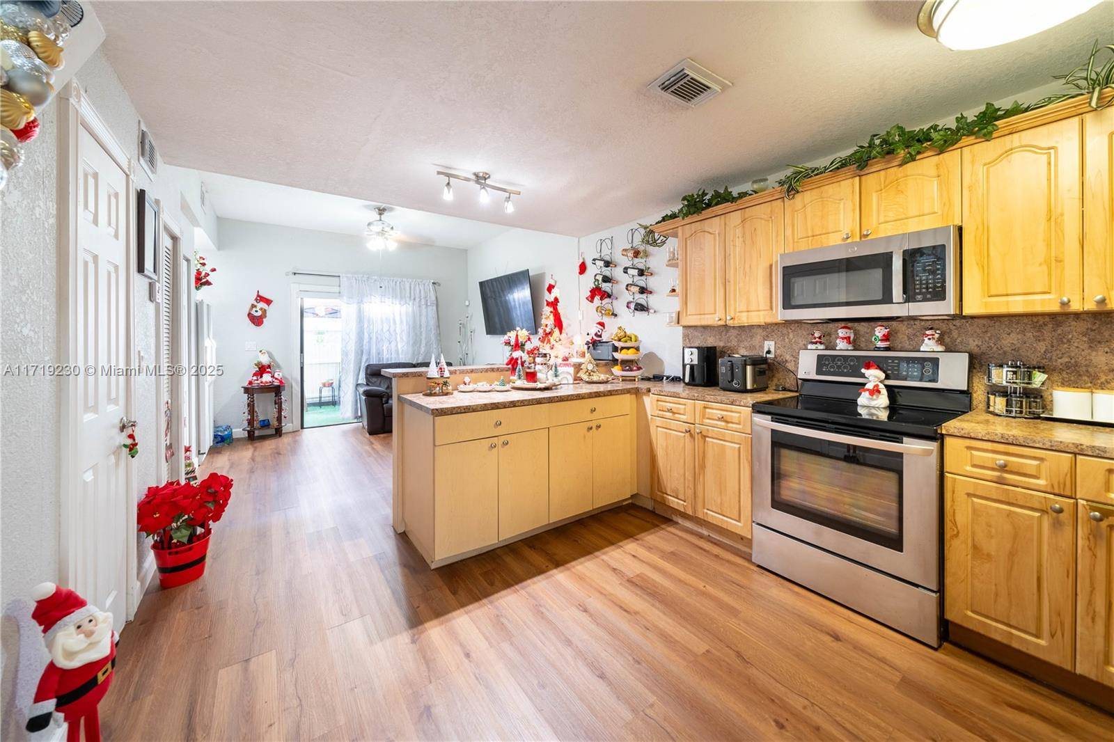 Hialeah, FL 33016,5690 W 25th Ct #5690