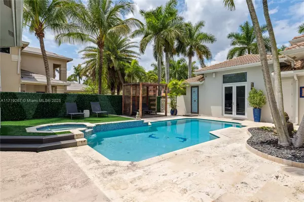 Weston, FL 33327,1371 Victoria Isle Dr