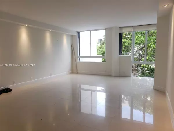 Key Biscayne, FL 33149,141 Crandon Blvd #344