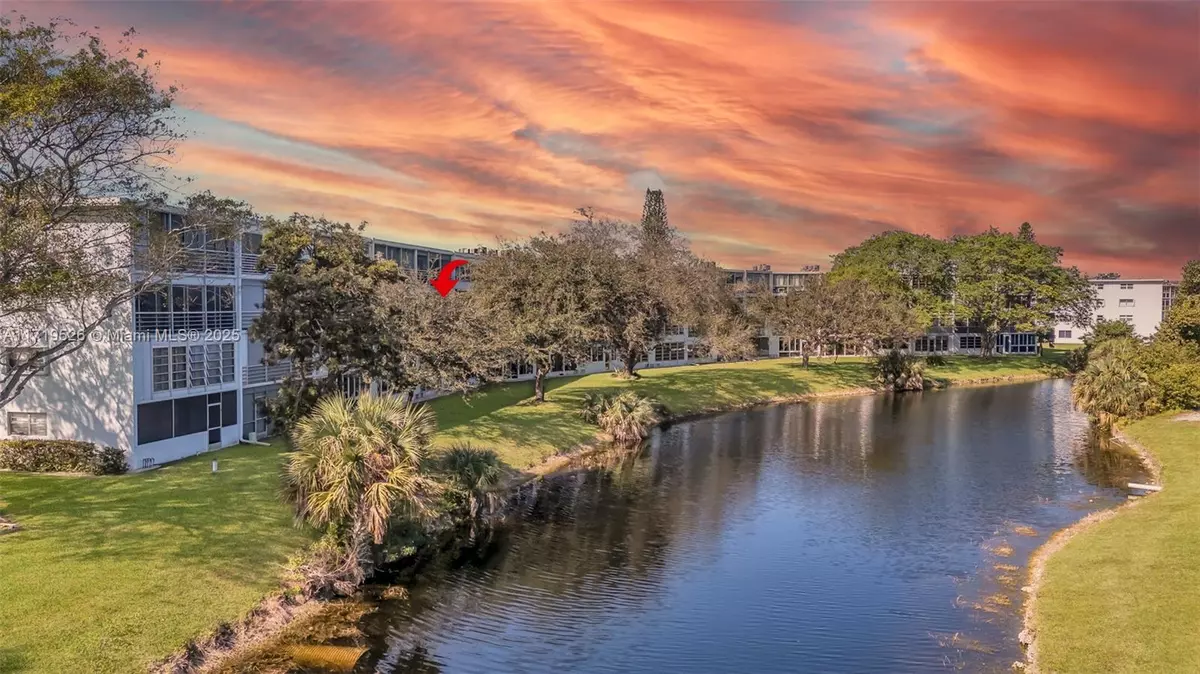 Deerfield Beach, FL 33442,3037 Newport H #3037