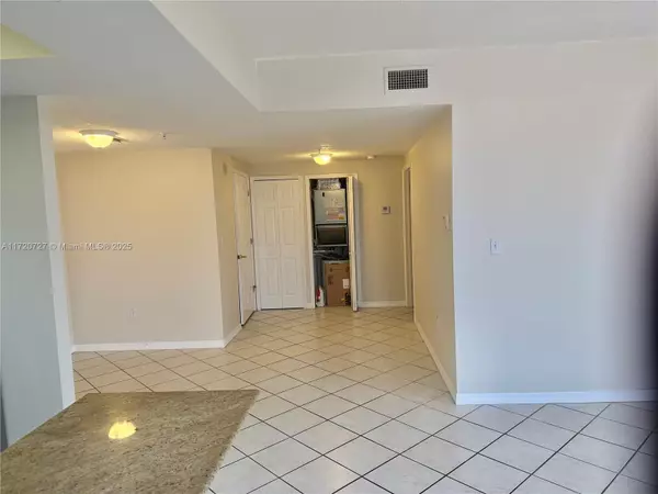 Miami, FL 33145,3500 CORAL WY #1201