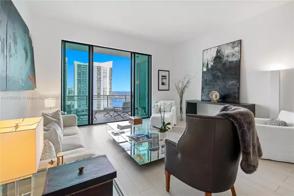 Miami, FL 33131,900 Brickell Key Blvd #2302