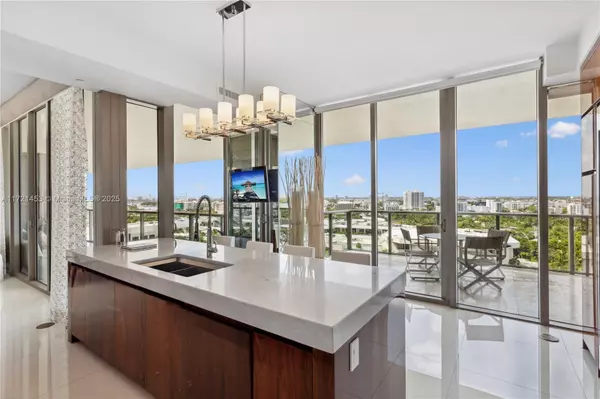 Bal Harbour, FL 33154,9705 Collins Ave #1102N