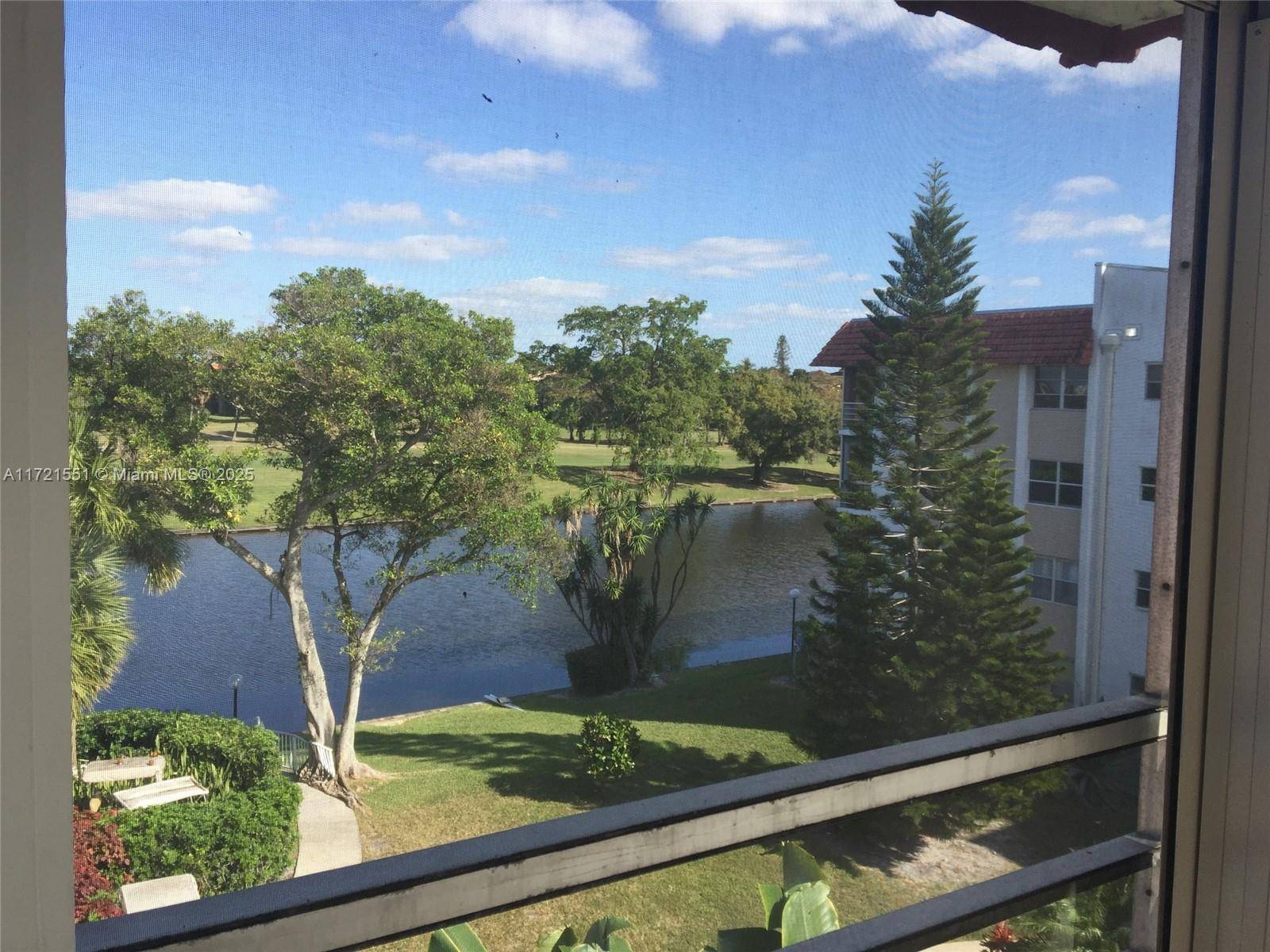 3531 Inverrary Dr #401, Lauderhill, FL 33319