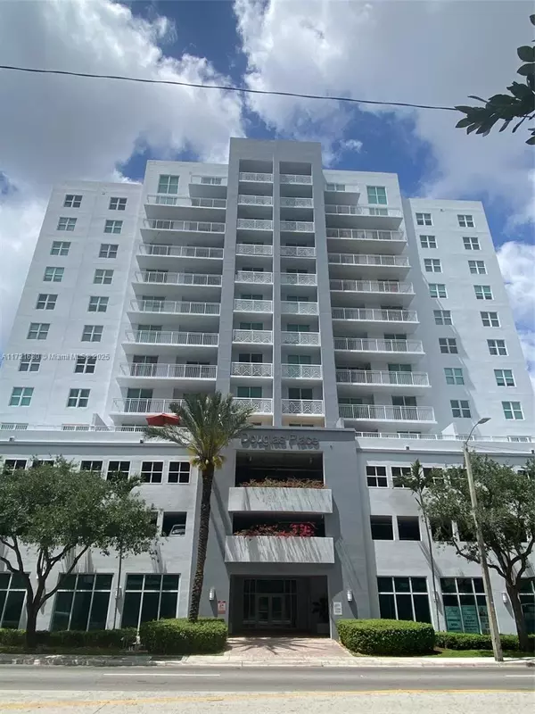60 NW 37th Ave #1202, Miami, FL 33125