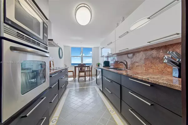 Hollywood, FL 33019,2751 S Ocean Dr #505N