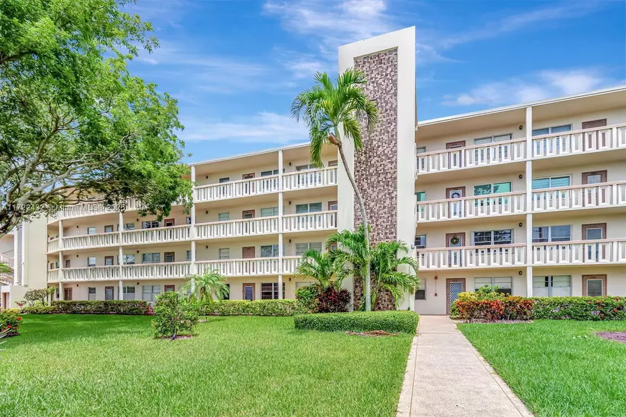 1076 Newport Q #1076, Deerfield Beach, FL 33442