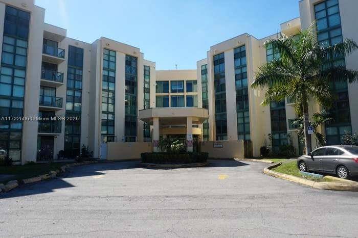 Miami, FL 33175,11780 SW 18th St #317-2