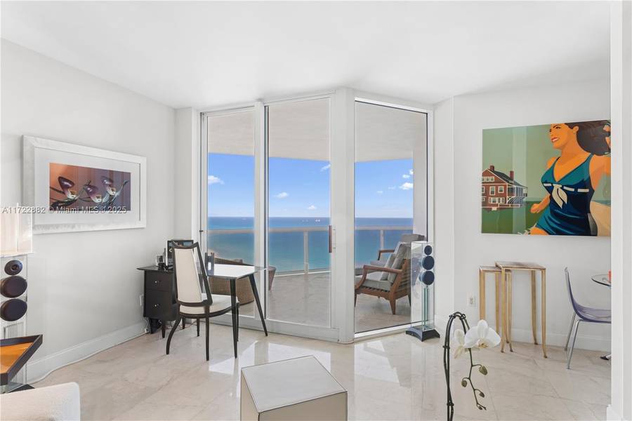 4779 Collins Ave #3508, Miami Beach, FL 33140
