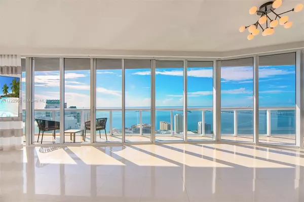 465 Brickell Ave #4301, Miami, FL 33131