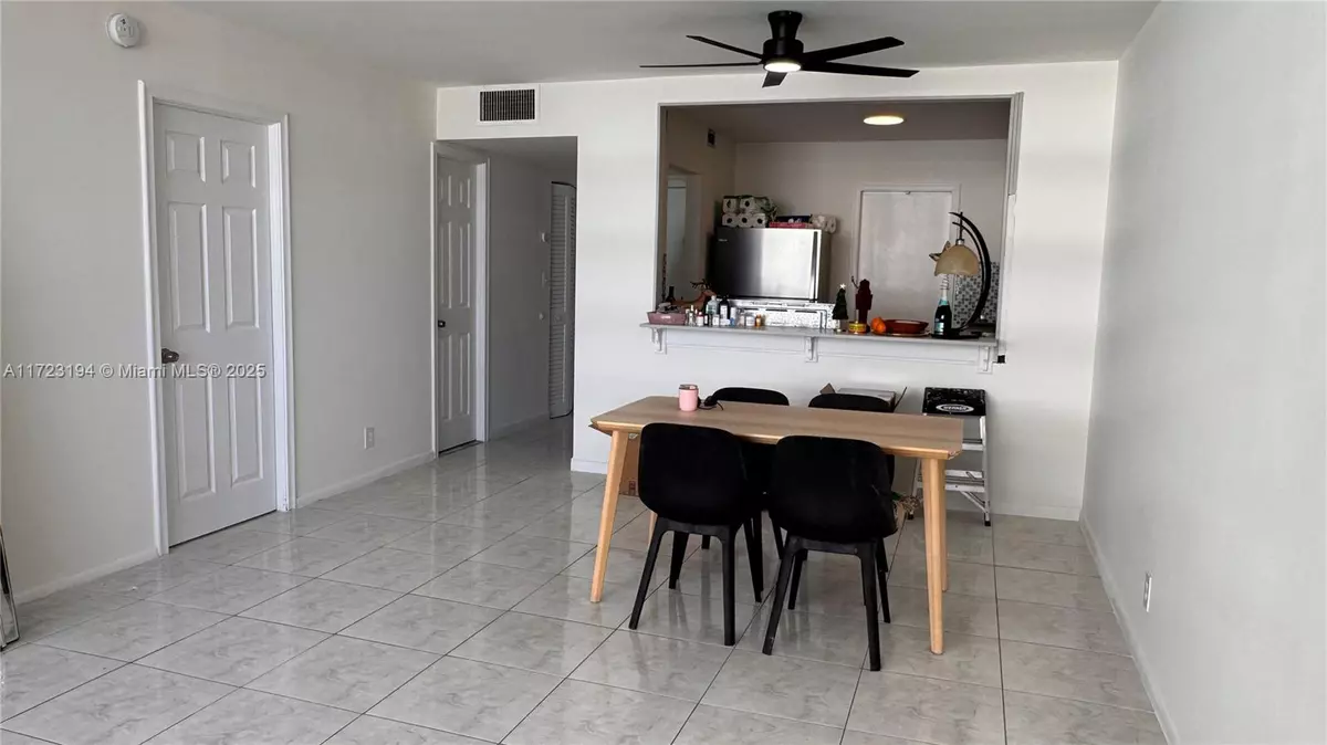 Hallandale Beach, FL 33009,1825 S Ocean Dr #506