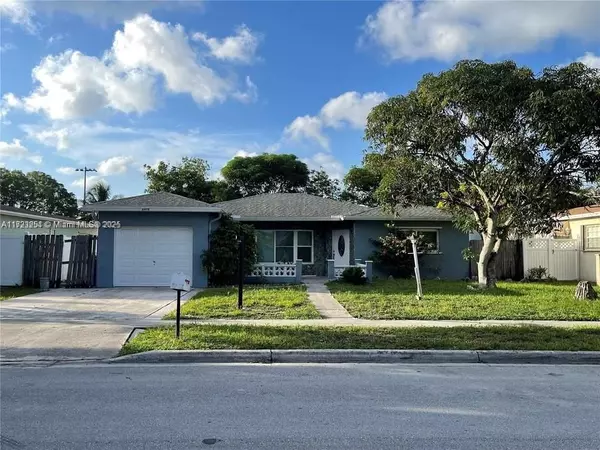 4986 SW 7th St,  Margate,  FL 33068