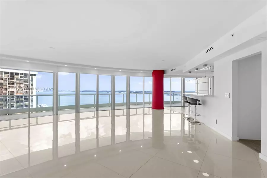 2127 Brickell Ave #1701, Miami, FL 33129