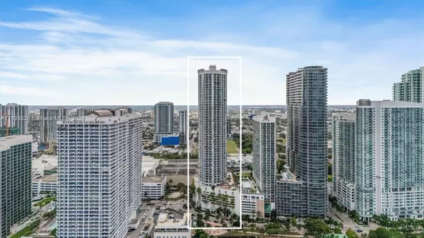 1750 N Bayshore Dr #3605, Miami, FL 33132