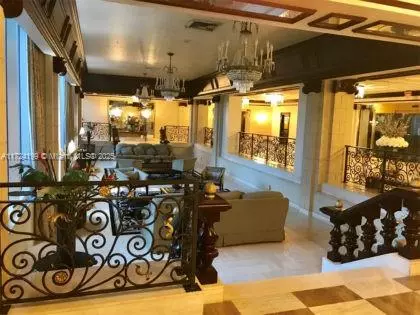 Hallandale Beach, FL 33009,2030 S Ocean Dr #202