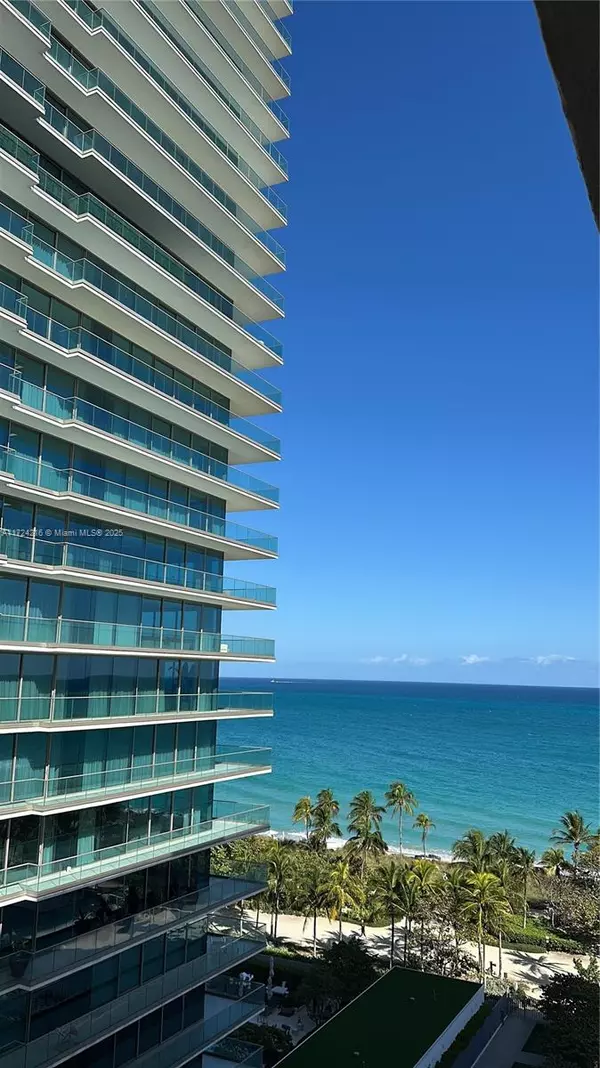 Bal Harbour, FL 33154,10185 Collins Ave #1123