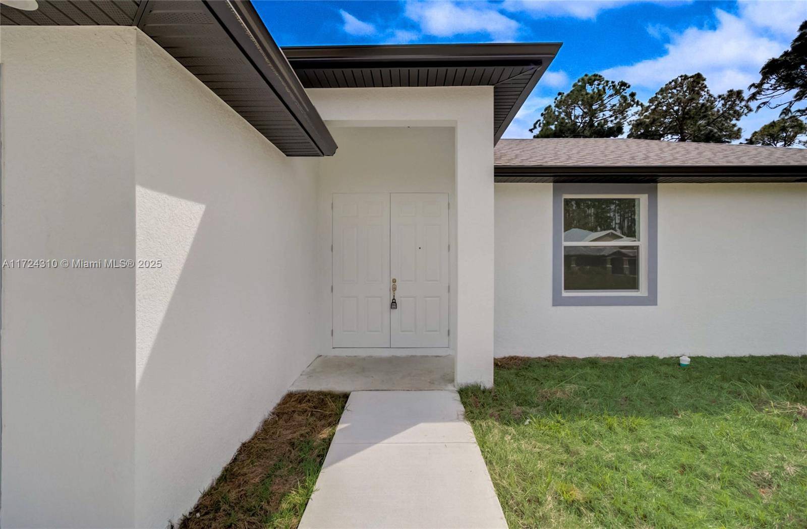 Lehigh Acres, FL 33971,2817 54TH ST W