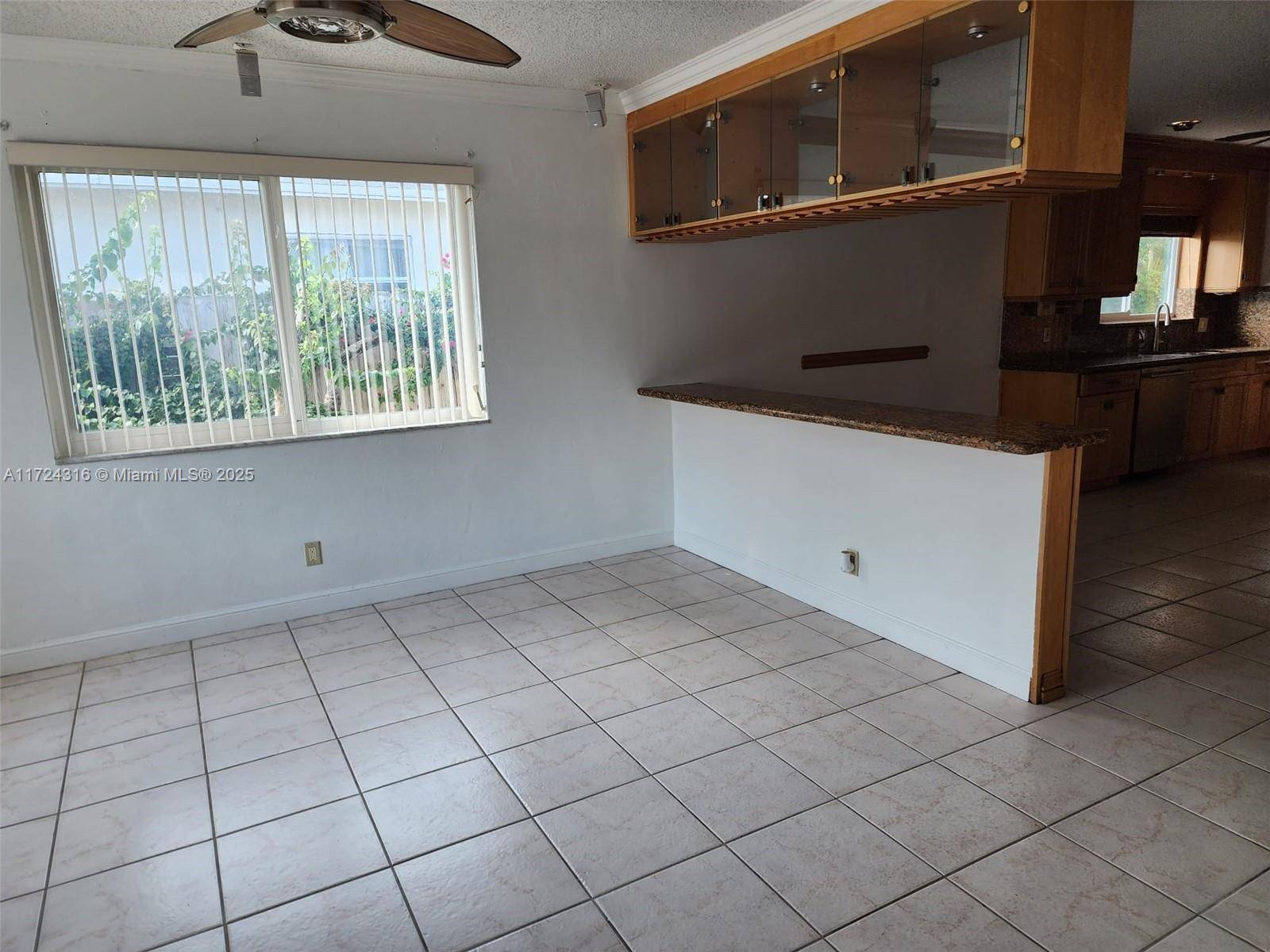 Hollywood, FL 33020,2241 Jackson St #front