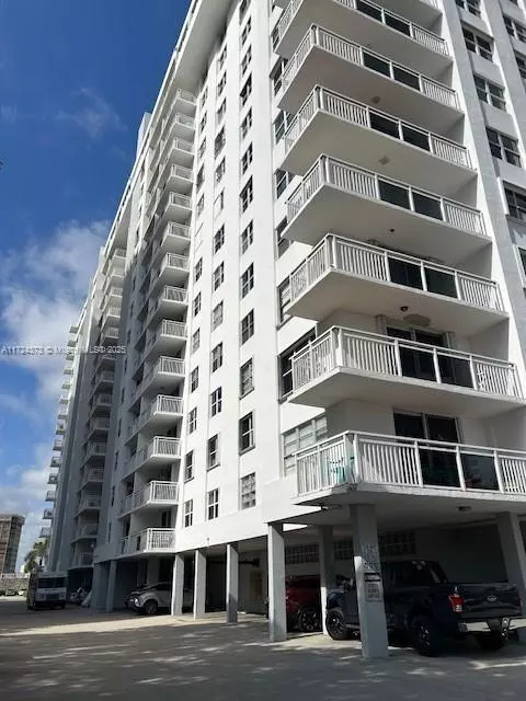 Hallandale Beach, FL 33009,Address not disclosed