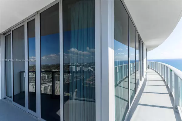 Hollywood, FL 33019,4111 S Ocean Dr #3511