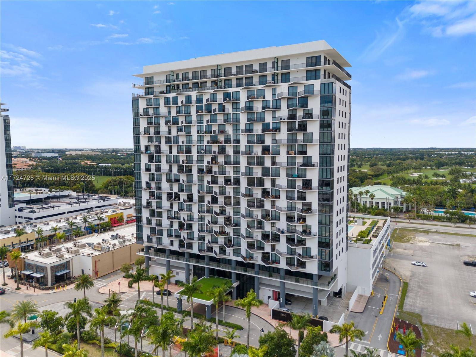 5300 Paseo Blvd #805, Doral, FL 33166