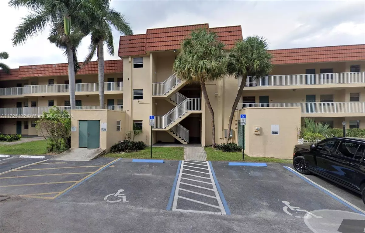 Hallandale Beach, FL 33009,1300 Moffett St #305